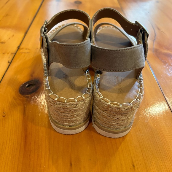 Universal Thread - Ankle Strap Wedge Sandals - Picture 3 of 6